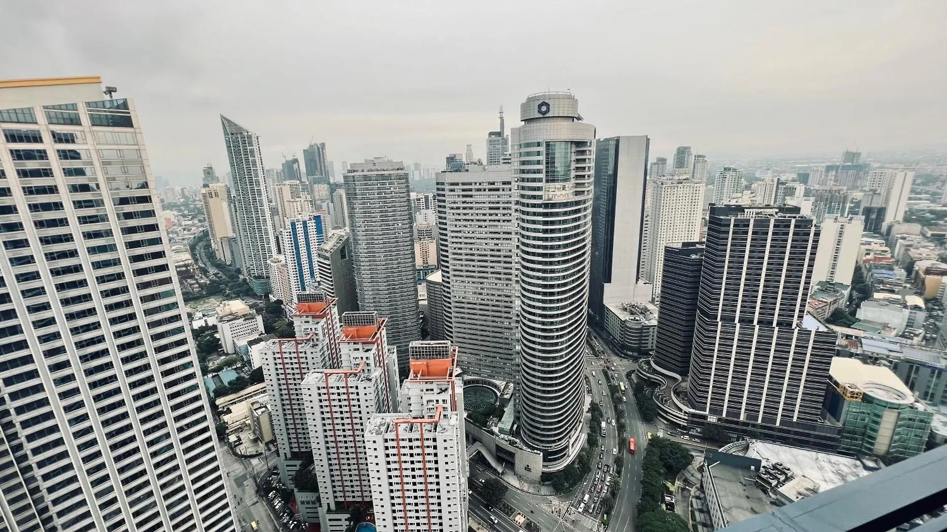 Апартаменты Air Residence Makati Манила