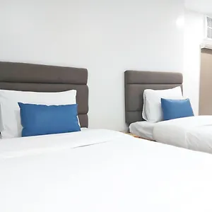 Airobedz Makati - A Value Manilla